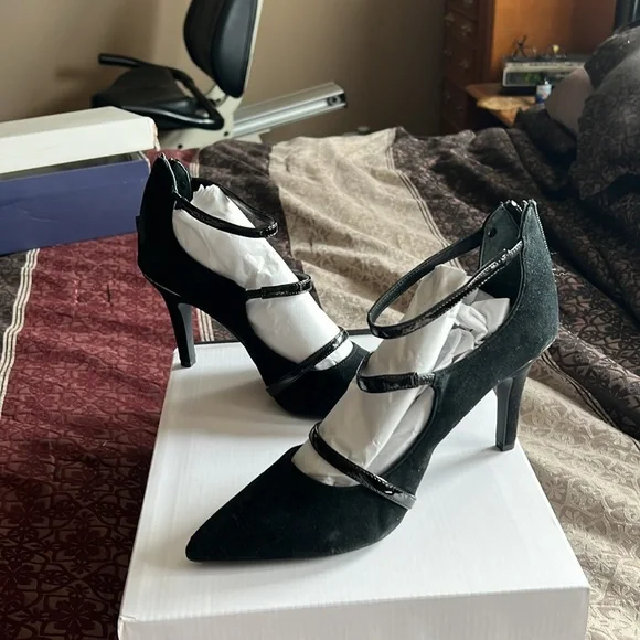 Alfani Heels - Picture 3 of 4